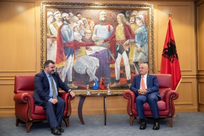 Presidenti Meta pret në takim Avokatin e Popullit të Kosovës: Të kujdesemi më shumë që të rinjtë të mos largohen