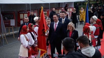 Konjufca ‘godet’ hapur Ramën: Duhet të afrohemi, Serbia po na lufton