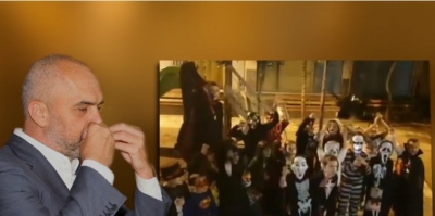 'Rama ik'! Në Halloween fëmijët kërkojnë të largojnë 'shpirtin e keq'