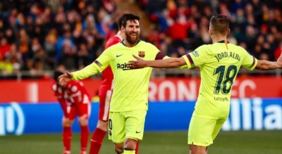 Barcelona fiton, Messi shënoi supergol