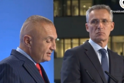 Baza ushtarake të NATO-s në Shqipëri? Stoltenberg flet në konferencën me Metën
