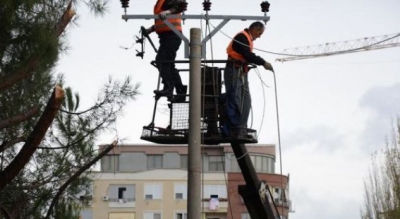 Periferia e Tiranës pa drita, shkak punimet e OSHEE-së