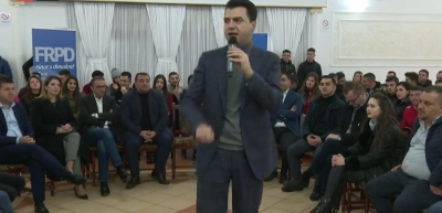 Video/Basha nis turin e takimeve nga Kavaja: Do anulojmë ligjin e Arsimit të Lartë dhe PPP-të