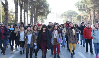 Mbyllet protesta e studentëve para Kryeministrisë: Kthehemi sërish nesër