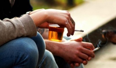 Kujdes, ky stil jetese po vret shqiptarët