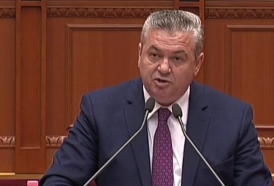 Fyeu kategorinë e personave me sindromën down, vjen reagimi i ashpër ndaj Myslim Murrizit