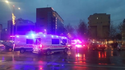 VIDEO/ Rama provokon studentët , nxjerr dhjetëra Ambulanca që të mos bllokojnë rrugët