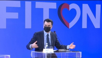 “100 dështimet e Ramës në 8 vite”, Basha tjetër video: Premtoi 232 mln dollarë subvencione direkte për fermerët, kanë marrë vetëm 47 mln. Shqipëria…