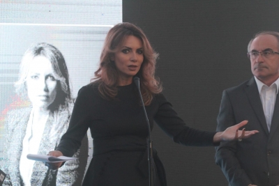 Grida Duma prezanton librin “Koha për politikë”. Njihuni me propozimet për ndryshimet e sistemit