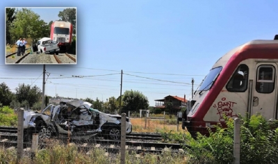 Treni bën shoshë makinën, vdes gruaja shtatzënë