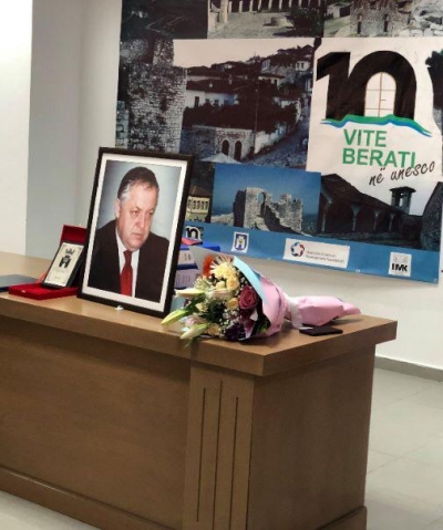 Ferdinand Poni shpallet "Qytetar Nderi" i Beratit