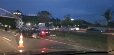 Aksidenti i frikshëm në autostradën Tiranë-Durrës, vdes 23-vjeçari