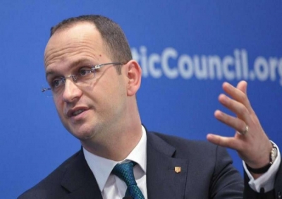 Bushati në Washington: BE gabim strategjik me shtyrjen e hapjes së negociatave për Shqipërinë