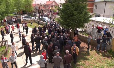 VIDEO/ Bulqiza proteston kundër ndërtimit të 3 HEC-eve