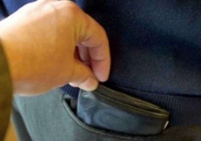 Vidhte portofolat në autubus, 'Stacioni i fundit' arreston 'makthin' e Tiranës