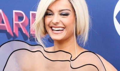 Bebe Rexha i bën një dedikimin nënës: Nuk është lehtë të rritësh fëmijë