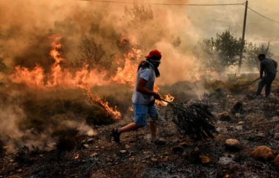 Rikthehet ‘apokalipsi grek’, shpërthen zjarri në vatra të tjera
