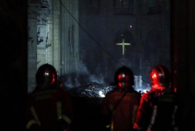 Kush janë dy miliardierët që dhuruan 300 milionë euro për rindërtimin e Notre Dame