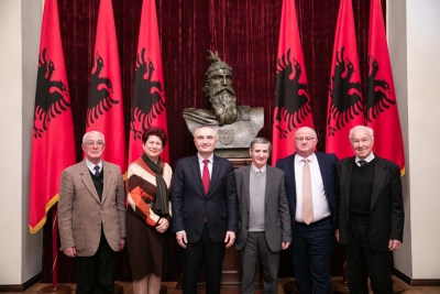 Presidenti Meta pret një përfaqësi të shoqatës “Durrësi”: Të mbrojmë vlerat e këtij xhevahiri