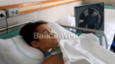 Ra në koma pasi e aksidentuan, rëndohet gjendja e 14-vjeçarit, familja e nis privatisht në Turqi, thirrje Ramës: Mendo si për djalin tënd