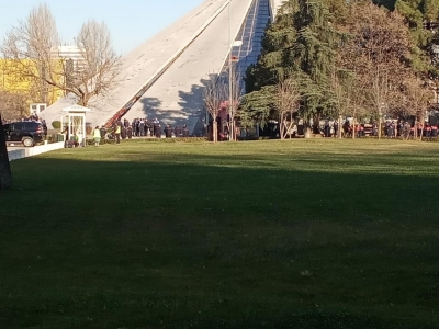 Rama tmerrohet nga studentët, ja çfarë bën