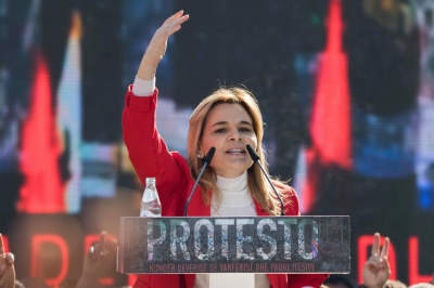 &quot;Jo dhunës, jo përçarjes, jo konfliktit&quot;, Kryemadhi poston mesazhin për 30 qershorin