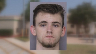 S'i ndaloi katër policëve rrugorë, telefonon vetë 911-ën: Po për çfarë ju paguajmë ne ju, o çuna?!