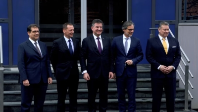 Diplomatët perëndimorë vizitojnë sot Kosovën dhe Serbinë