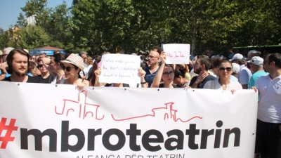 Referendumet, Aleanca për Mbrojtjen e Teatrit mbështet Metën/ Koha të zhbëjmë ndryshimet kushtetuese të 2008