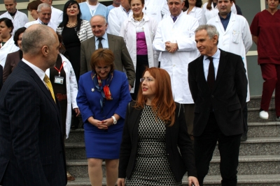 Rama dhe Manastirliu, mjekët hanë dru nga sistemi i korruptuar falë jush