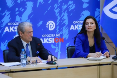 Berisha për Lulzim Bashën: Vëllain siamez të Taulant Ballës do e lëmë me Taulant Ballën