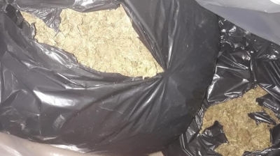 Policia, operacion në Vlorë. Kontrolli në banesë çon në pranga të riun, kapet edhe një i kërkuar