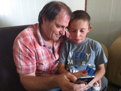 Babai i Alvinit për SYRI.net: Nuk di që djali te jetë nxjerrë nga kampi sirian