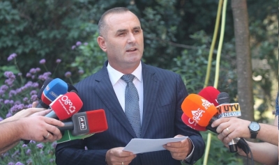 Kryetari i “ligjeve” flet për Arta Markun: Pse të mos e mbështesë PS si kryeprokurore?