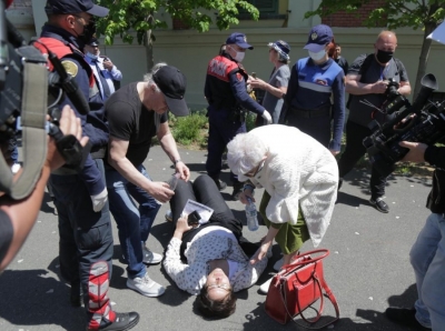 Pamjet e dhunës policore mbi aktivistët në shesh