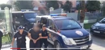 Mashtronte njerëzit dhe i merrte para, arrestohet 30-vjeçari në Fier