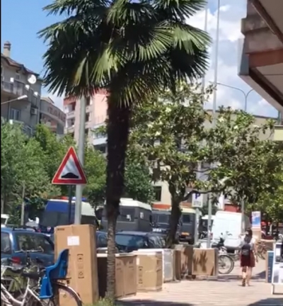 VIDEO/ ‘Dyndje narkopolicësh drejt Shkodrës’, Berisha-Ramës: ‘Larg duart nga Shkodra’