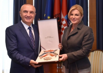 Presidenti Meta nderohet me Titullin më të lartë të Kroacisë
