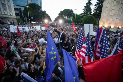 Në respekt të Natës së Kadrit për besimtarët myslimanë, Opozita shtyn protestën më 2 qershor