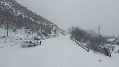 Foto ekskluzive/ Situata në aksin Qafë e Buallit-Peshkopi