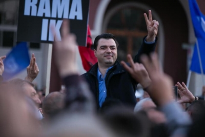 Basha në Durrës: Sa herë i vjen fundi, autokratët bëjnë shfaqje të shëmtuara