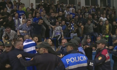 Dhuna në stadiume, ligji i ngarkon rendin, policia jashtë stadiumeve