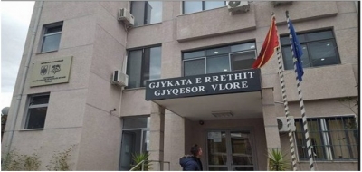 Rrethohet Gjykata e Vlorës, pako e dyshimitë tek një zyrë noteri. Emri