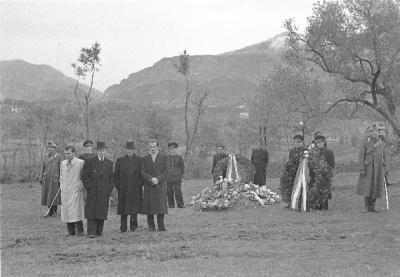 Varrimi i ministrit shqiptar të vrarë gjatë luftës, fotoja