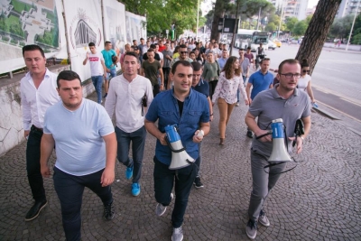 Këlliçi lajmëron protestën e nesërme: Qeveria e Ramës duhet dërguar në emigrim