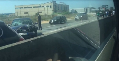 Bllokohet autostrada Tiranë-Durrës, shkak një aksident