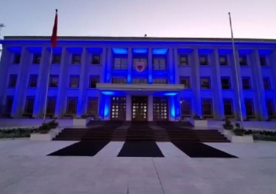 VIDEO/ Presidenca vishet &#039;Blu&#039;, në ditën botërore të Ndërgjegjësimit për Autizmin