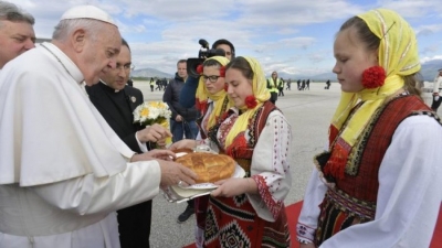 Papa Françesku nis vizitën në Maqedoninë e Veriut
