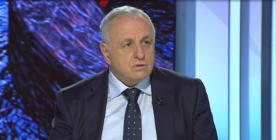 Shehu: Shqiptarët që kanë mbetur jashtë vendit të shpëtohen me transport specifik