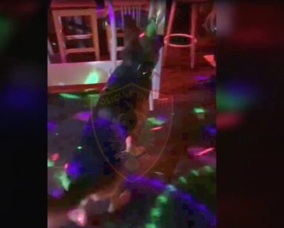 ‘Befasia’ zë në bafasi lokalin e natës në Tiranë, sekuestrohet një qese kokainë